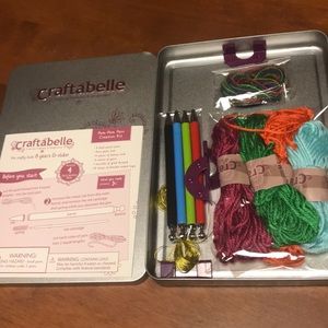 Craftabelle Pom Pom Pens kit - never used